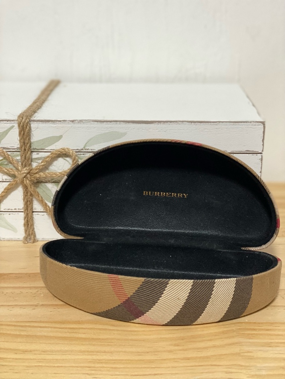 Burberry Nova Check Hard Sunglasses Case with Black Interior